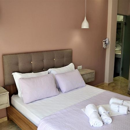 Ioni Rooms Potos Bagian luar foto