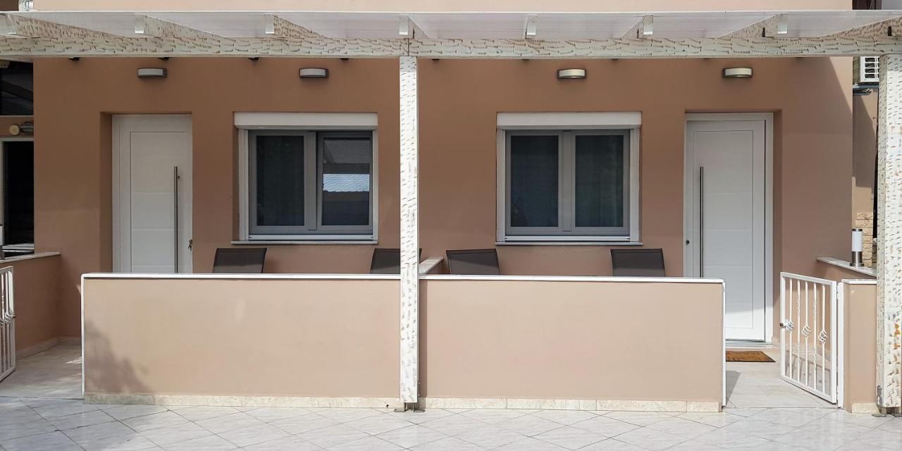 Ioni Rooms Potos Bagian luar foto