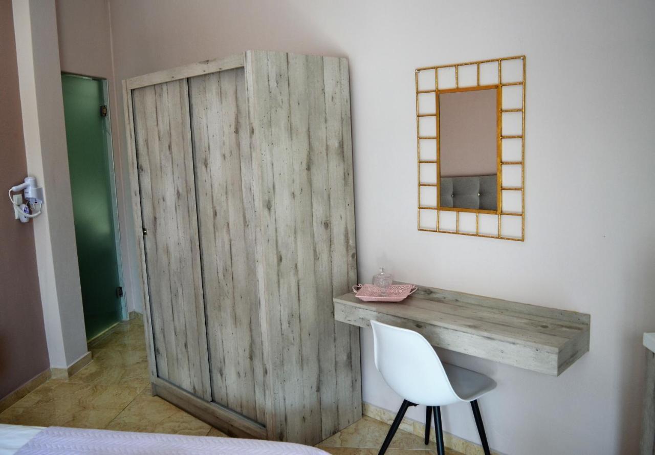 Ioni Rooms Potos Bagian luar foto